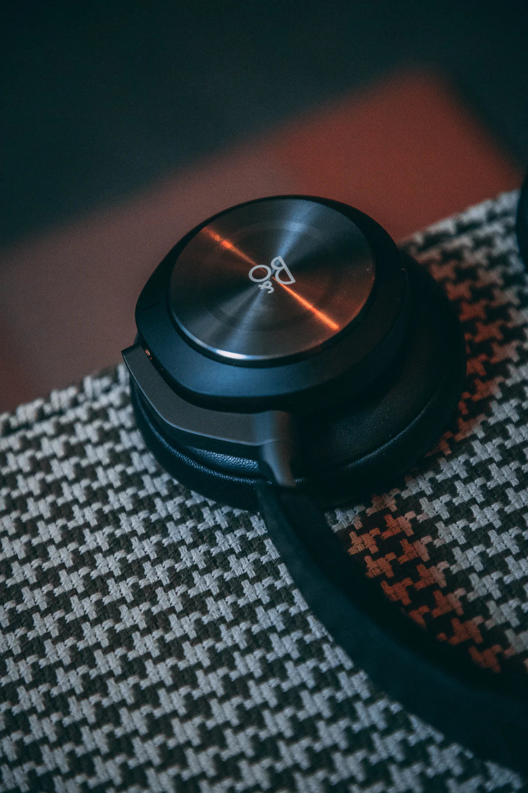 Discover Locking Hucow Collars for Secure Adventure