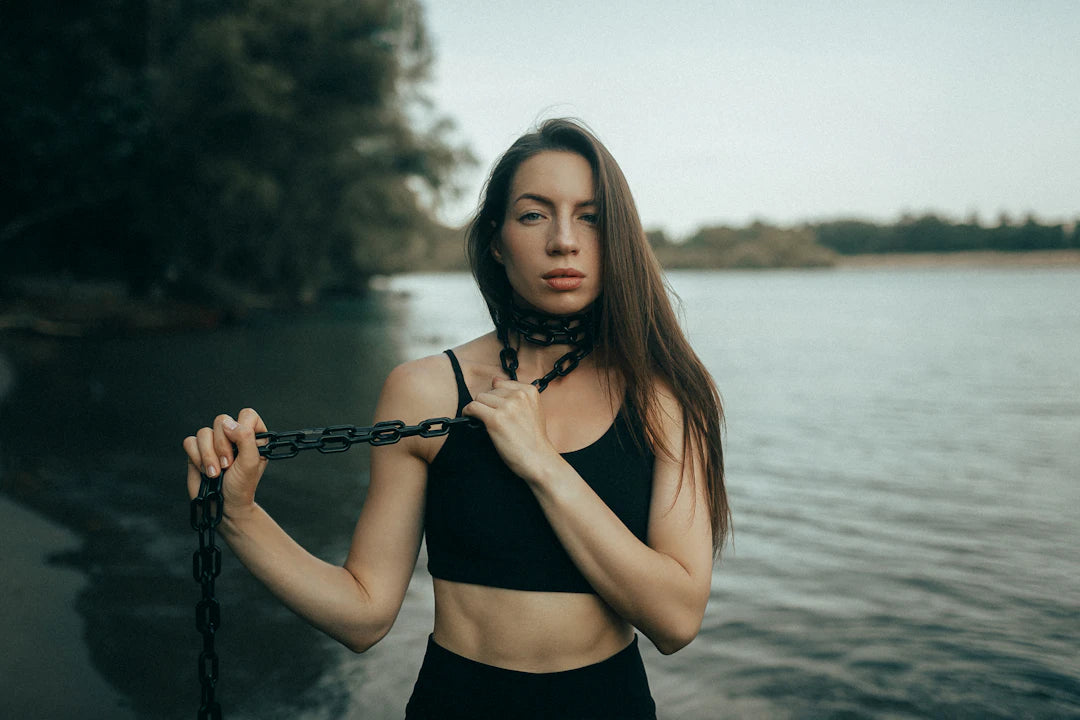 Secure and Stylish Locking Hucow Collars in Leather