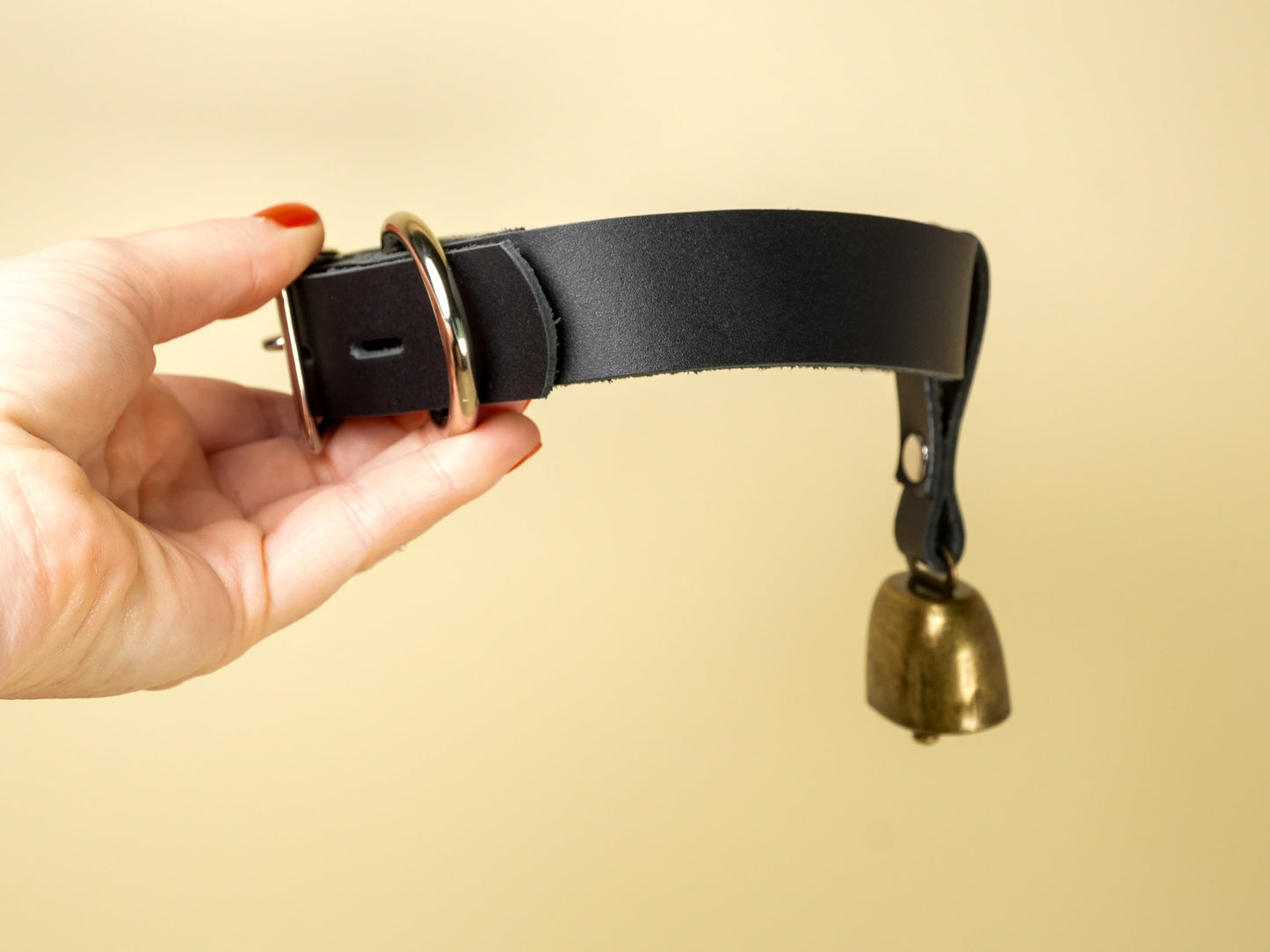 Locking Hucow Collar with Antique Brass Cowbell in Black Leather