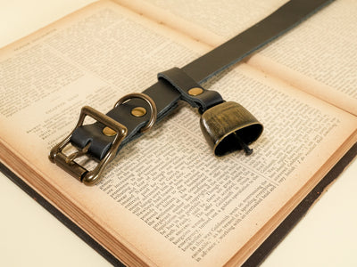 Hucow Collar with Antique Brass Cowbell in Black Leather
