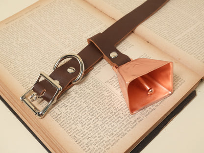 Locking Hucow Collar with Copper Cowbell in Brown Leather