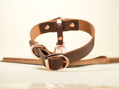 Deluxe Hucow Collar with Copper Cowbell and O-Ring in Brown Leather