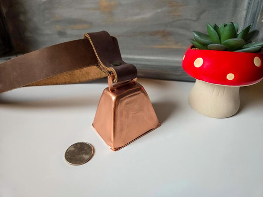 Custom Size Cow Bell BROWN Leather Hucow Collar [Small, Medium, Large, Extra-Large] Copper Cowbell for Sub, Cowgirl, Furry, Cosplay Outfit